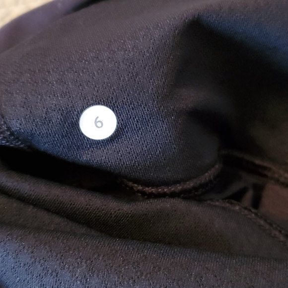 Lululemon tank top - Picture 3 of 3